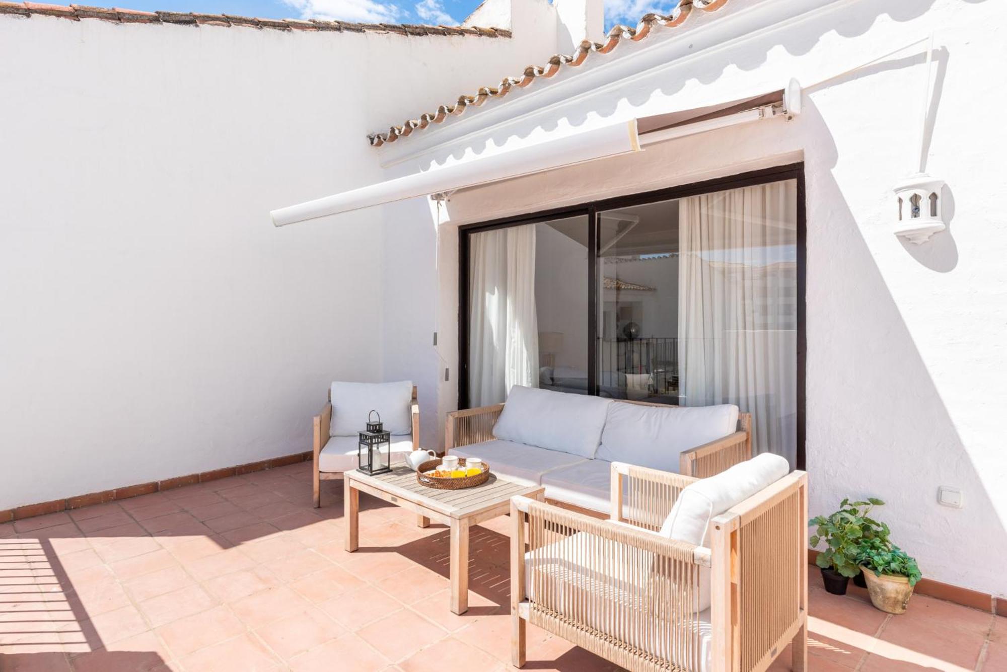 Jardines Puerto Banus - Elegance And Comfort In Marbellas Heart Appartamento *