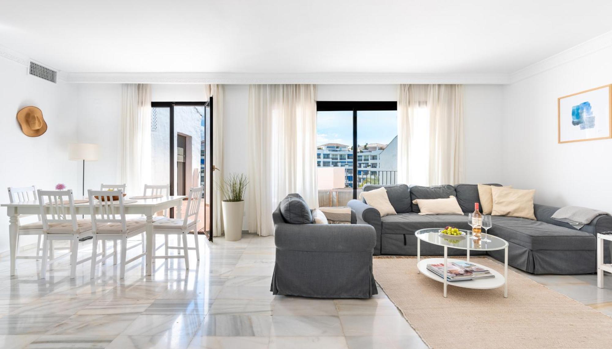 Appartamento Jardines Puerto Banus - Elegance And Comfort In Marbellas Heart